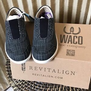 Waco Santa Margarita Solid Black Shoes